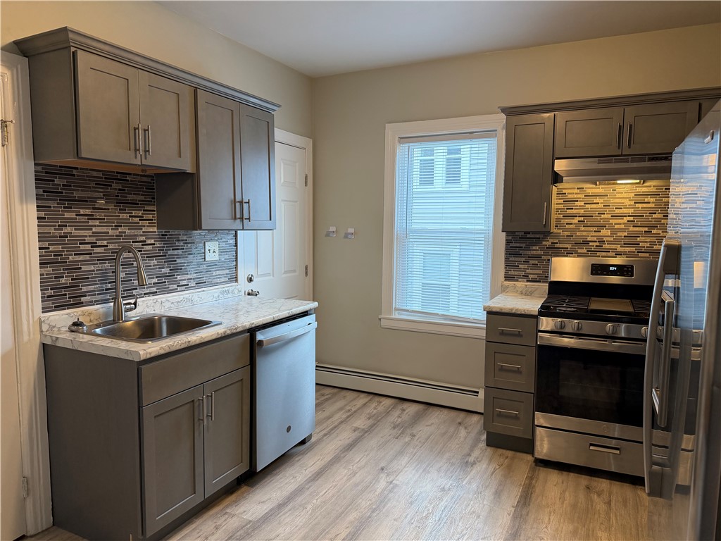 125 Calverley Street, Unit 2 Providence, RI 02908 - Photo 2 of 17