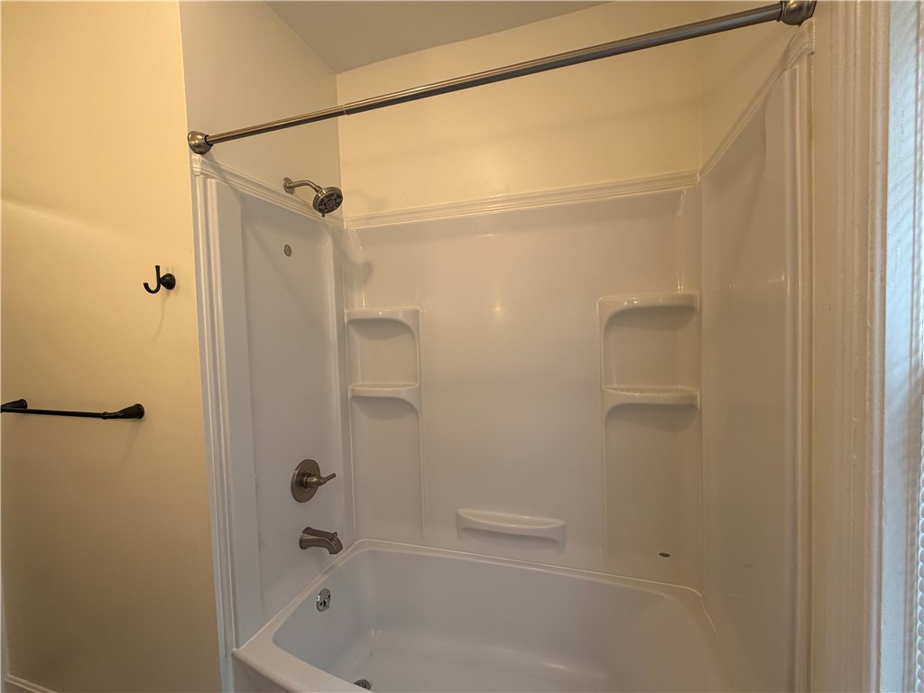 125 Calverley Street, Unit 2 Providence, RI 02908 - Photo 8 of 17