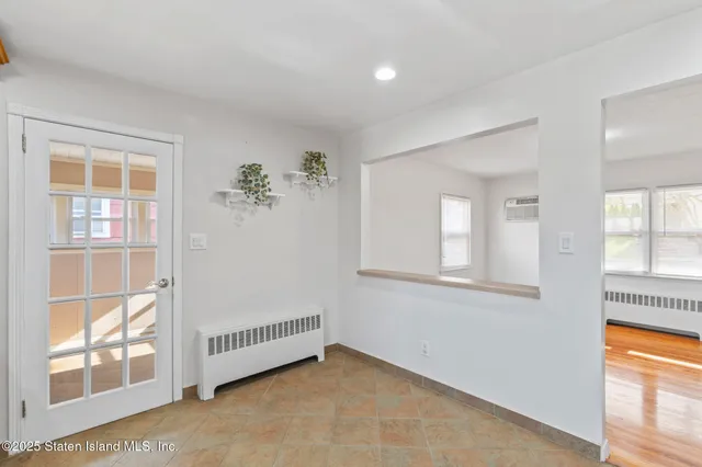 $818,888 | 441 Purdy Avenue | South New York