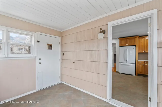 $818,888 | 441 Purdy Avenue | South New York