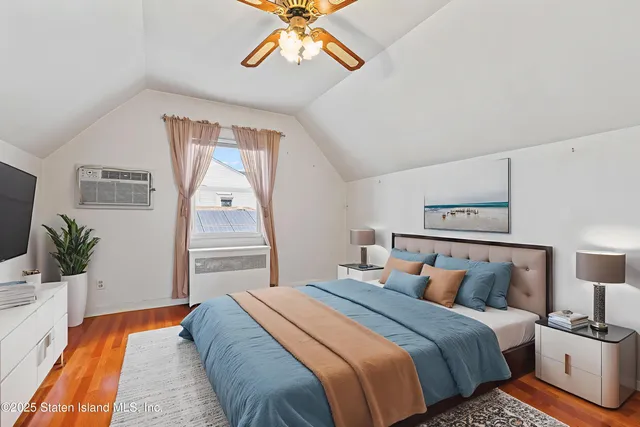 $818,888 | 441 Purdy Avenue | South New York