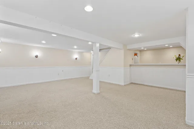 $818,888 | 441 Purdy Avenue | South New York