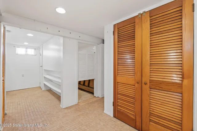 $818,888 | 441 Purdy Avenue | South New York