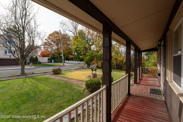 $818,888 | 441 Purdy Avenue | South New York