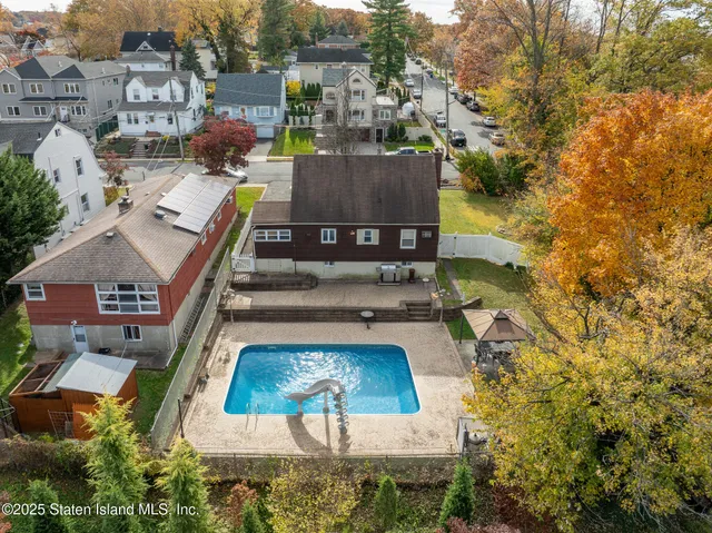 $818,888 | 441 Purdy Avenue | South New York