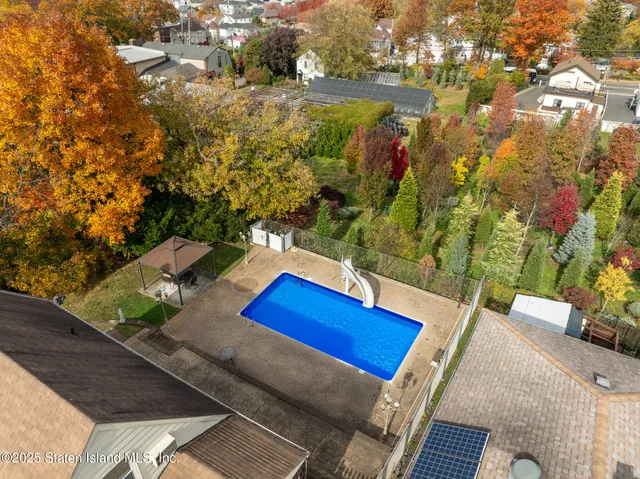 $818,888 | 441 Purdy Avenue | South New York