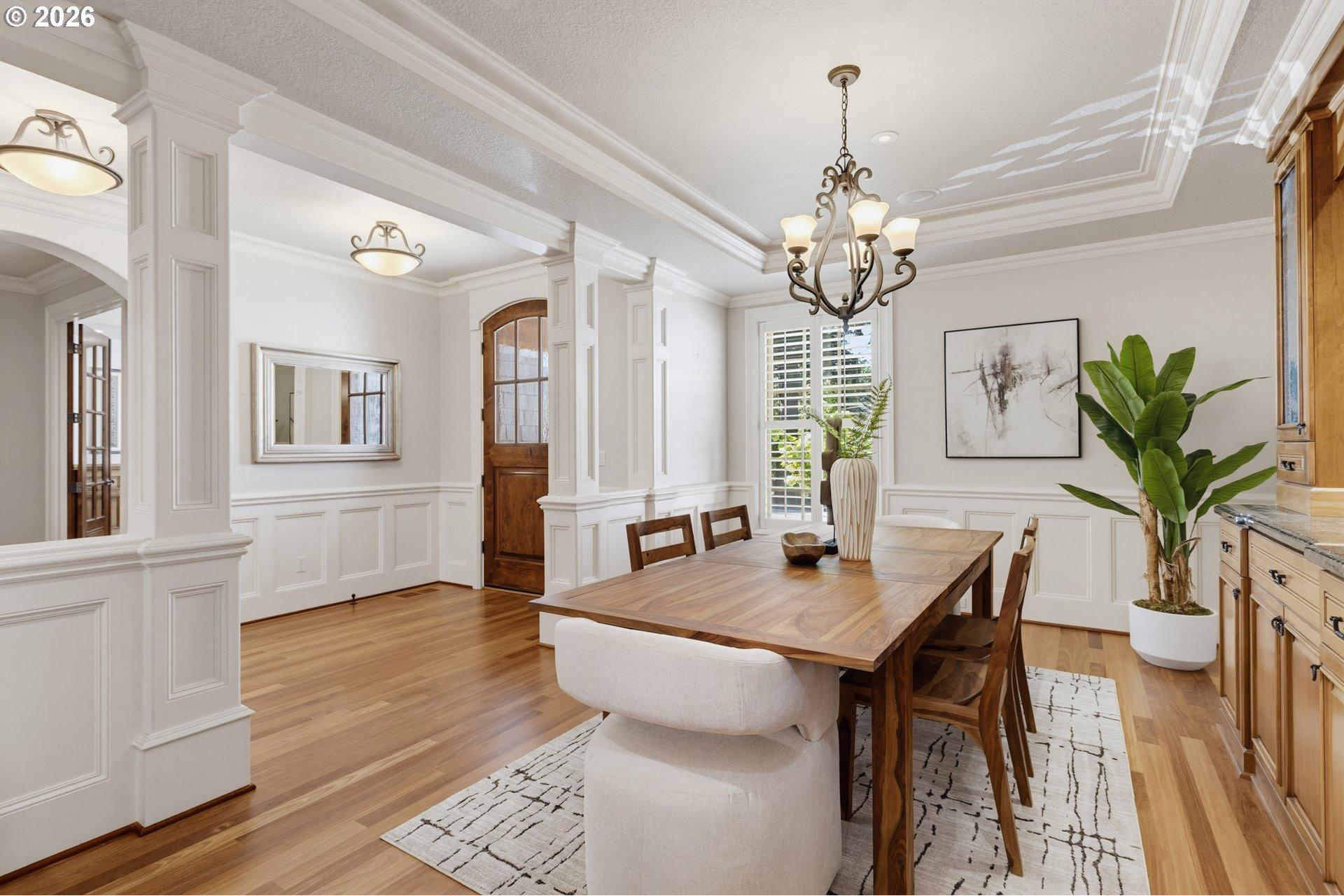 13264 Goodall Road Lake Oswego, OR 97034 - Photo 6 of 46 Dining Room