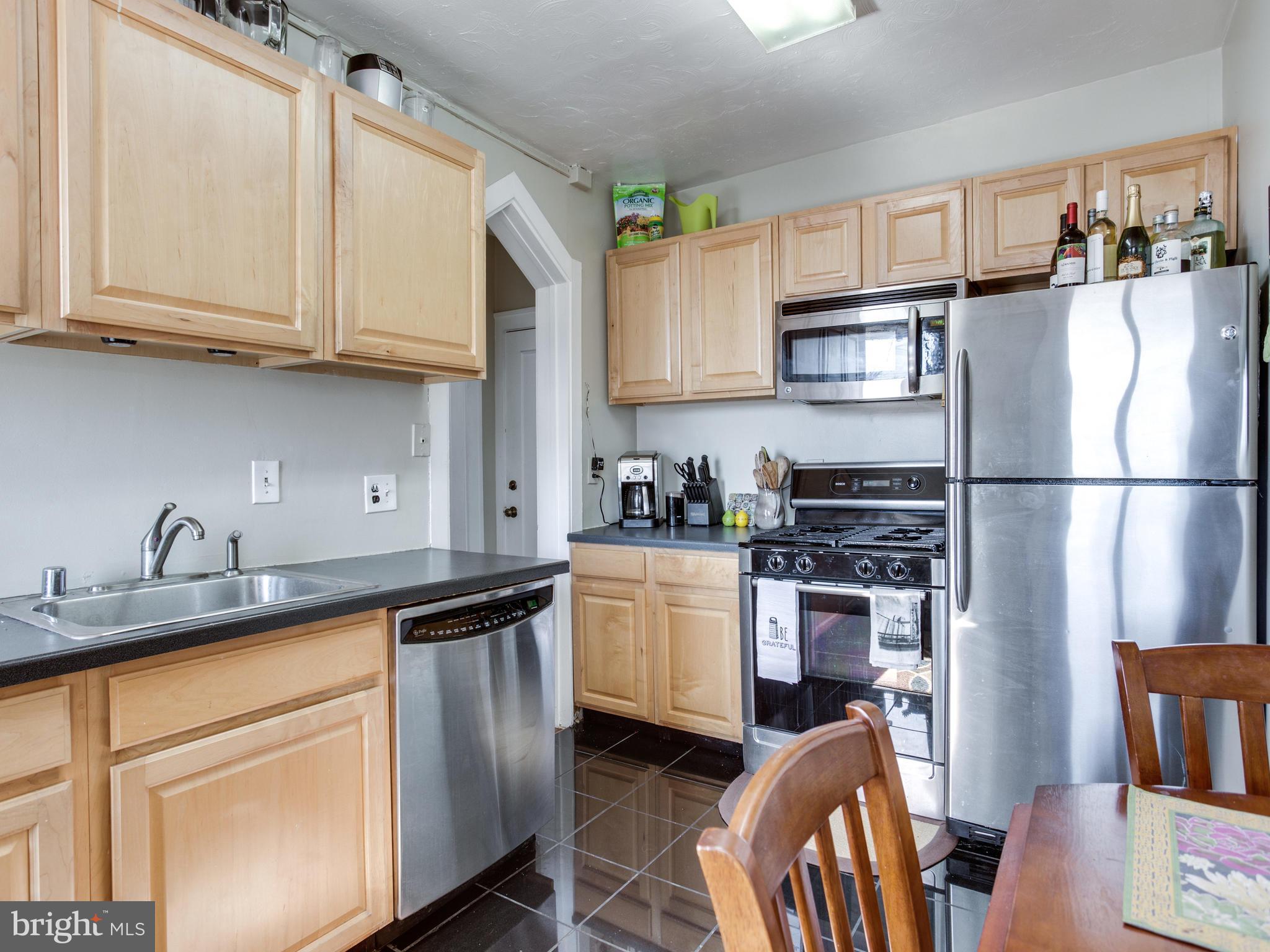 1954 Calvert Street Northwest Washington, DC 20009 - Photo 12 of 30 Unit 2 Updated Kitchen, Gas Cook, SS Appliances,