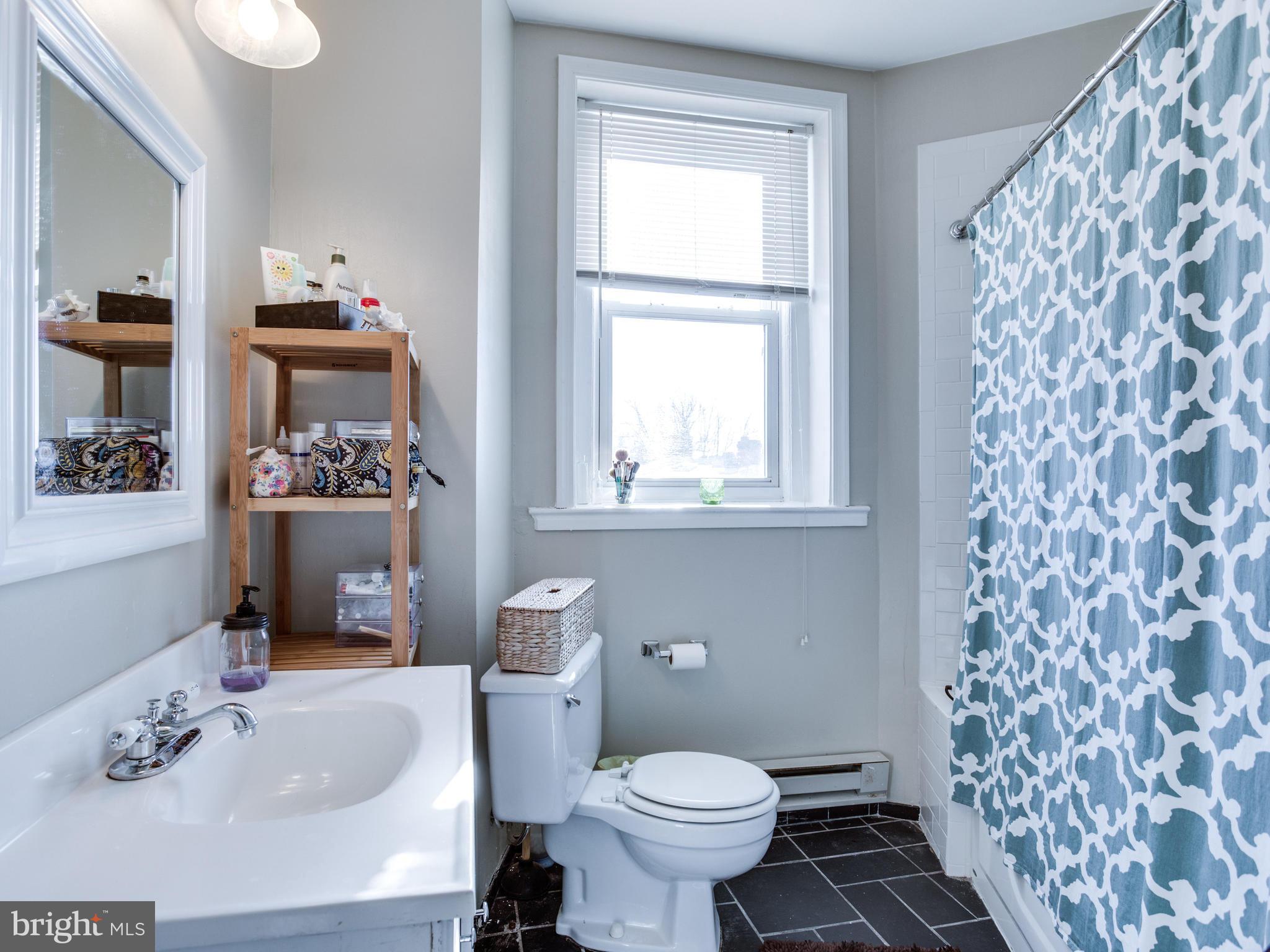 1954 Calvert Street Northwest Washington, DC 20009 - Photo 13 of 30 Unit 2 Bath, Sunny Clean, Updated