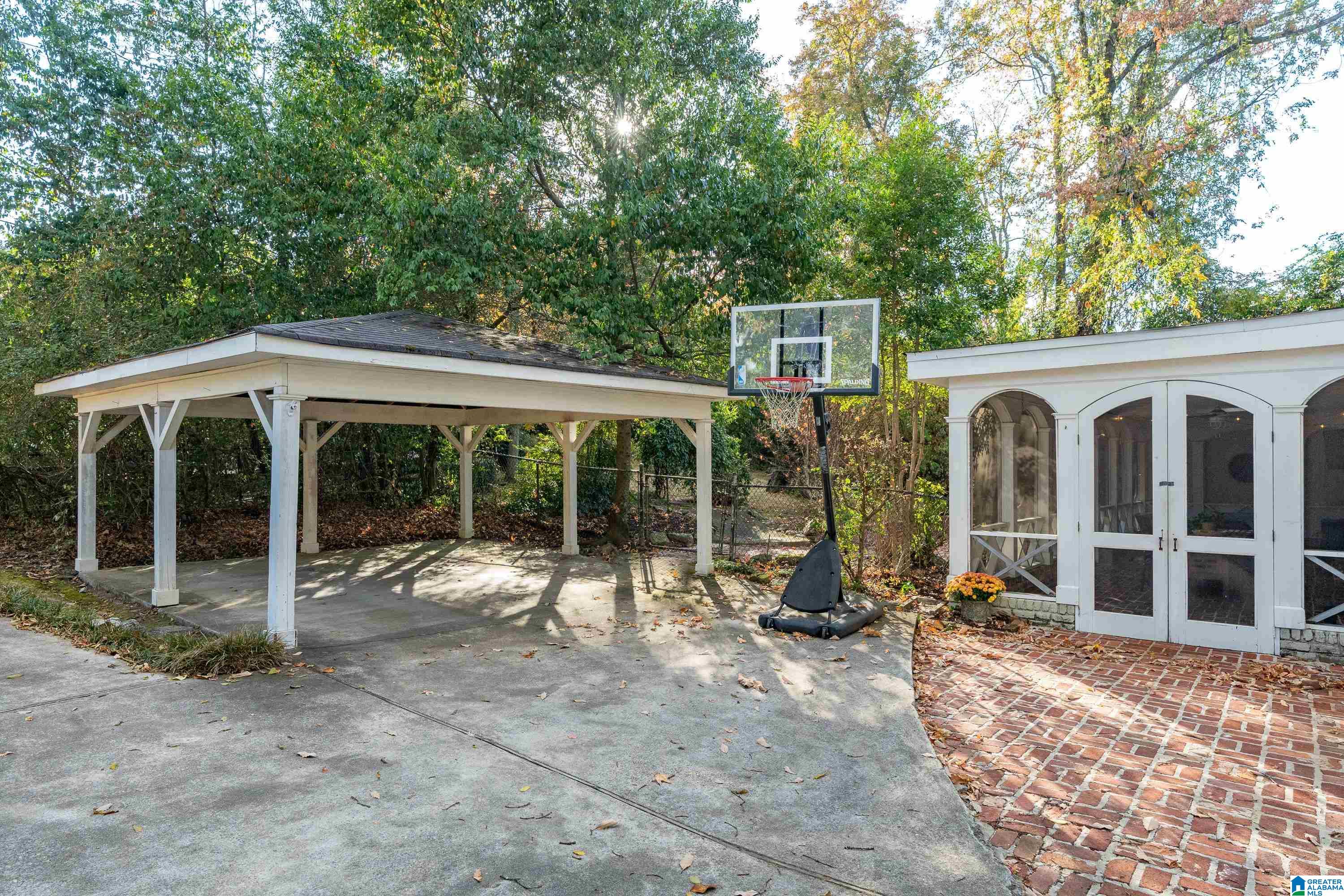 3317 Springhill Road Birmingham, AL 35223 - Photo 40 of 42