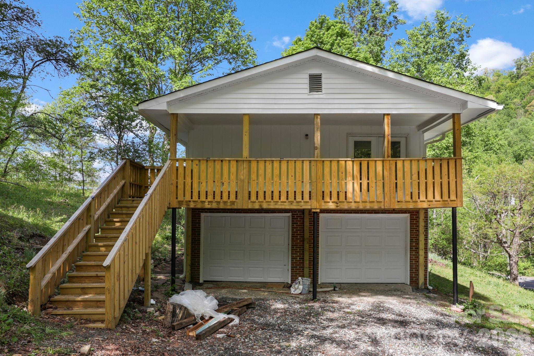 1007 North Fork Road Barnardsville, NC 28709 - Photo 2 of 24