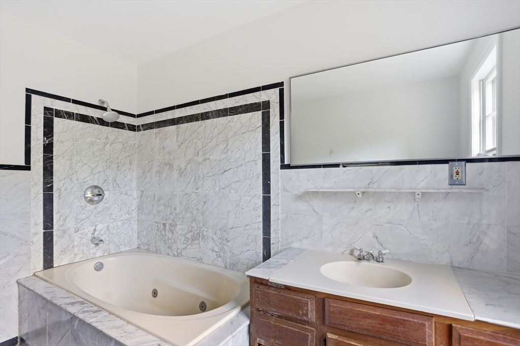 106 Bolton Road Harvard, MA 01451 - Photo 25 of 40