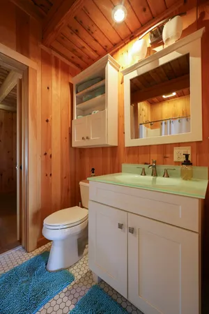 $1,695,000 | 28 City Point Road, Vinalhaven, ME 04863