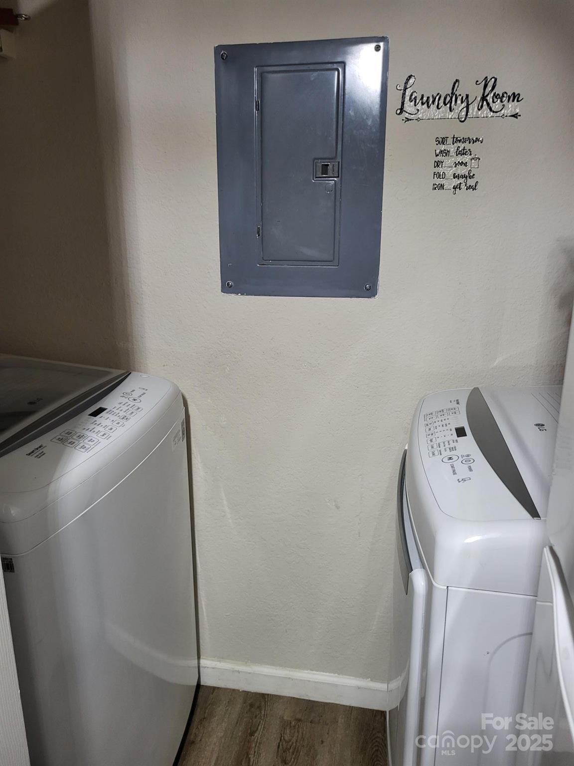 897 Fording Island Road, Unit 2208 Bluffton, SC 29910 - Photo 17 of 29 a utility room with dryer and washer