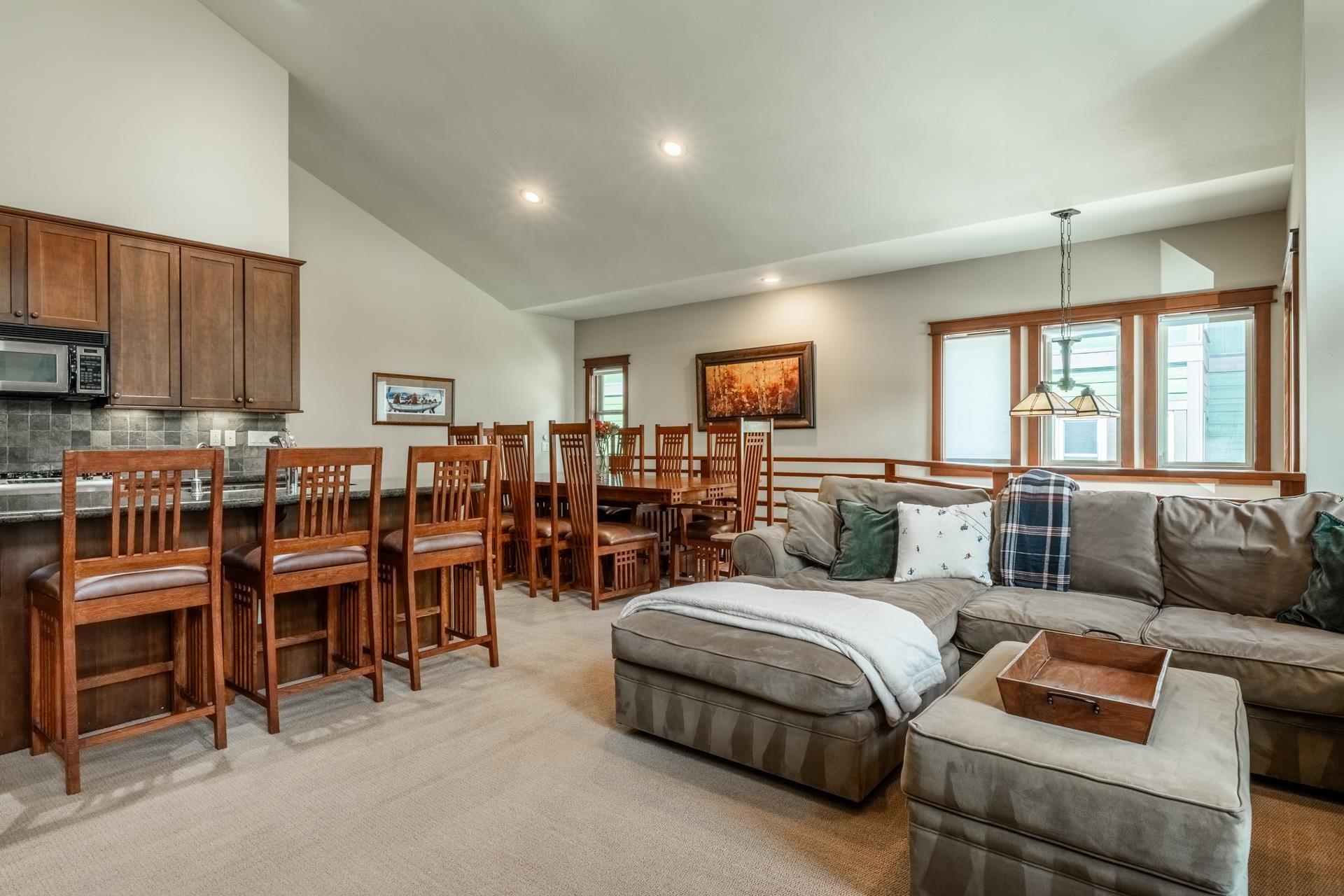 125 Davison Road, Unit 2 Mammoth Lakes, CA 93546 - Photo 11 of 42