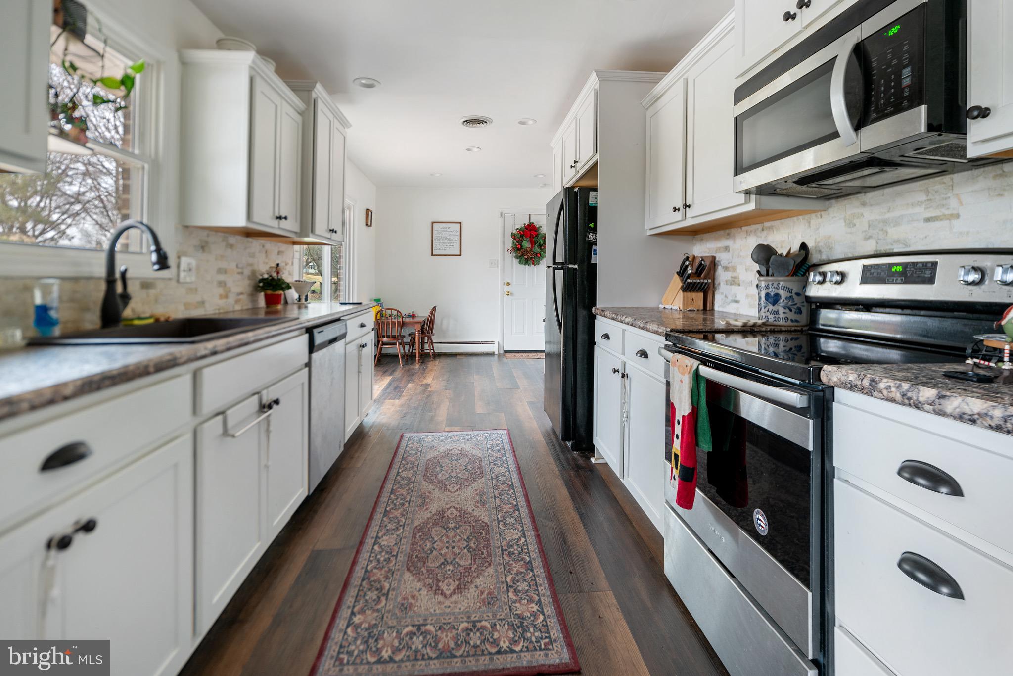 530 Orchard Road Manheim, PA 17545 - Photo 5 of 17