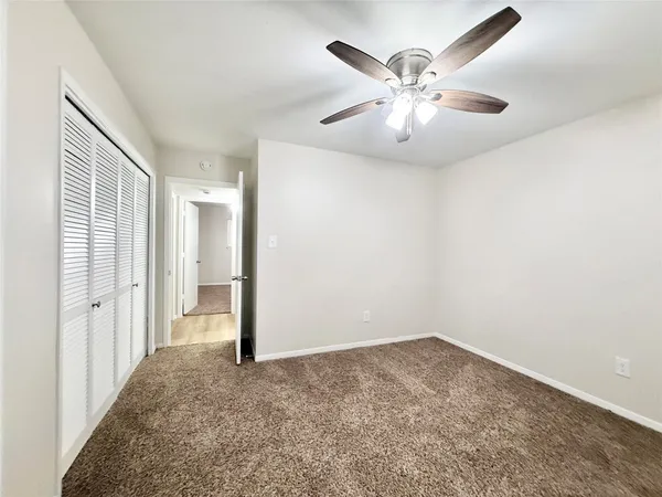 $750 | 2400 5th Street, Unit 3, Bay City, TX 77414