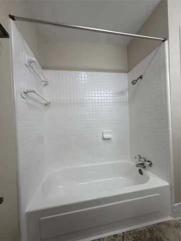 $750 | 2400 5th Street, Unit 3, Bay City, TX 77414