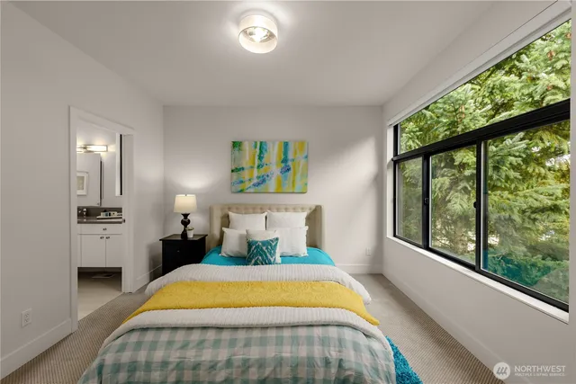 $3,550,000 | 7002 93rd Avenue Southeast, Mercer Island, WA 98040