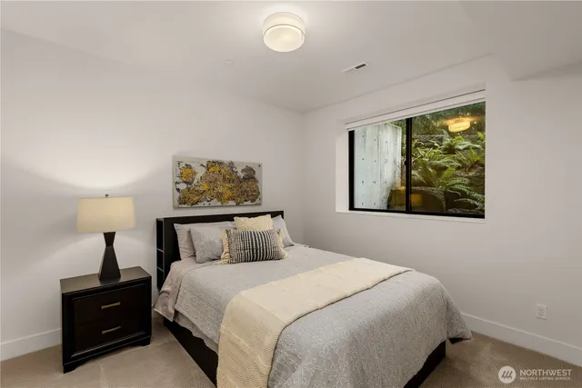 $3,550,000 | 7002 93rd Avenue Southeast, Mercer Island, WA 98040