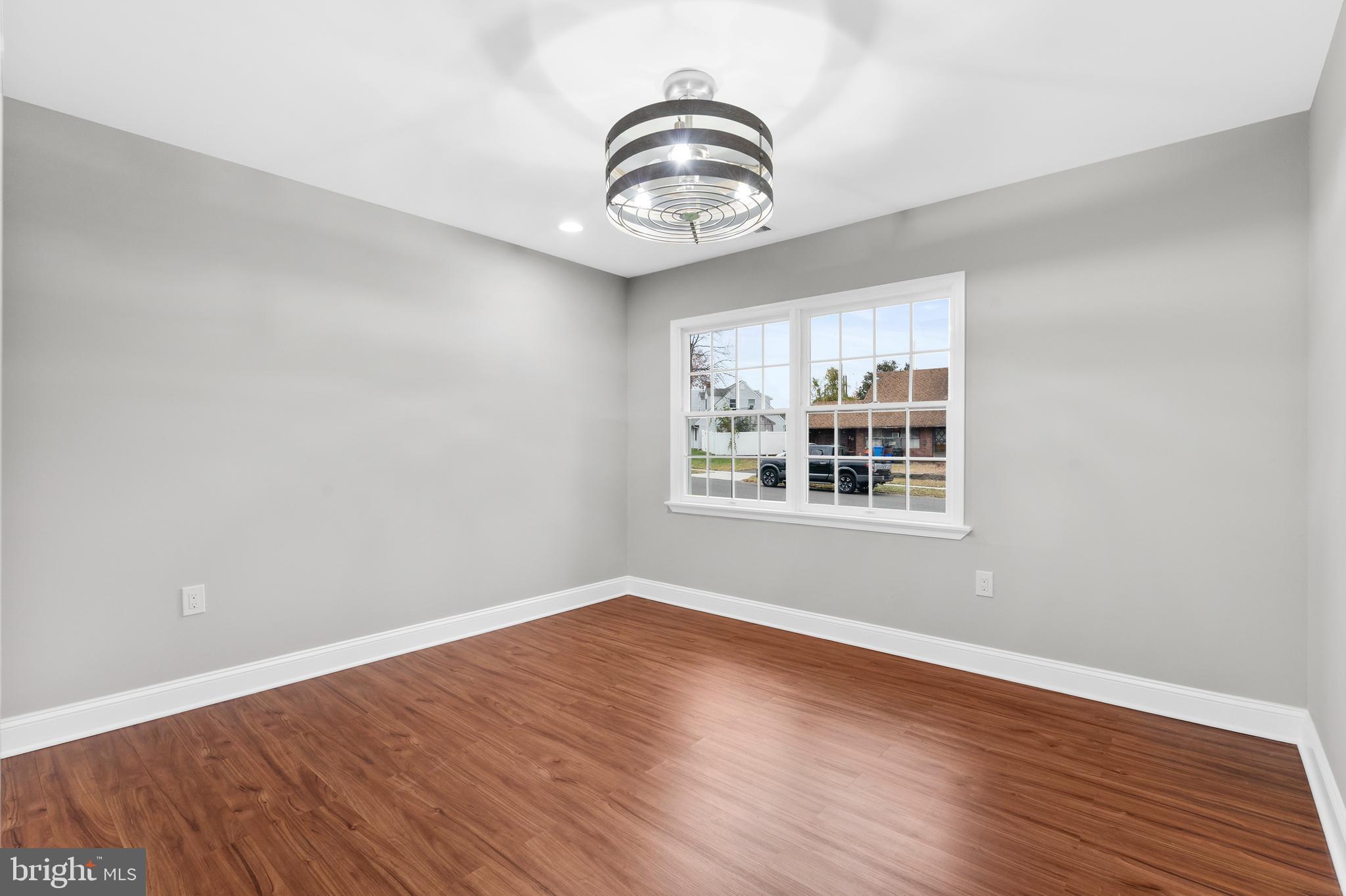 19 Prunewood Road Levittown, PA 19056 - Photo 18 of 48 Gallery Image 18