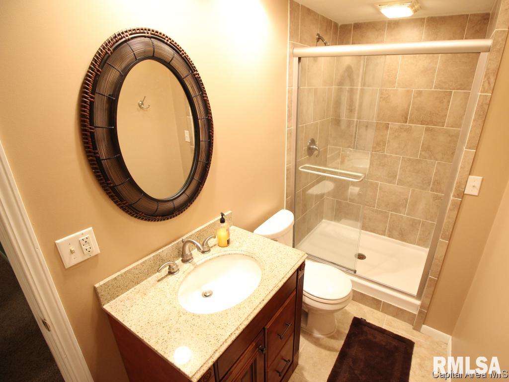 740 Big Bend Road Taylorville, IL 62568 - Photo 11 of 15