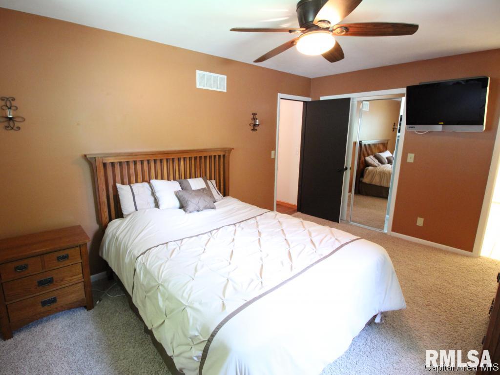 740 Big Bend Road Taylorville, IL 62568 - Photo 4 of 15
