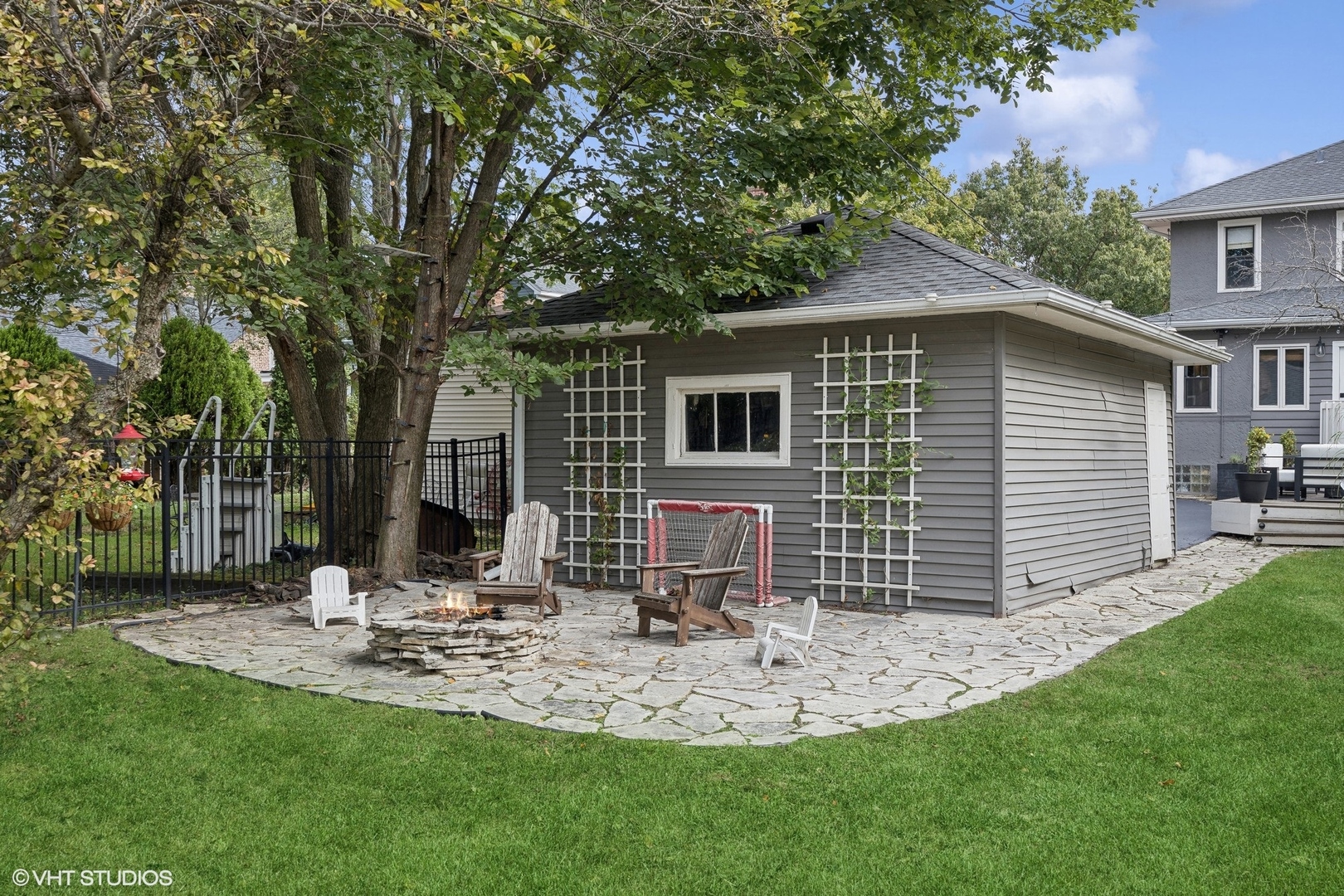 272 Nuttall Road Riverside, IL 60546 - Photo 36 of 42 a view of a house with backyard and sitting area