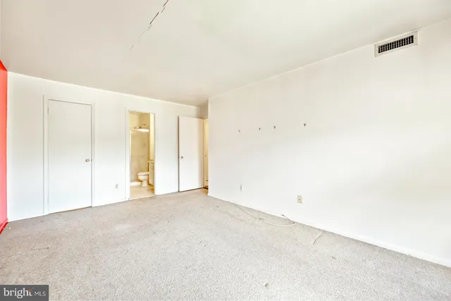 $259,000 | 504 Valley Glen Road, Elkins Park, PA 19027