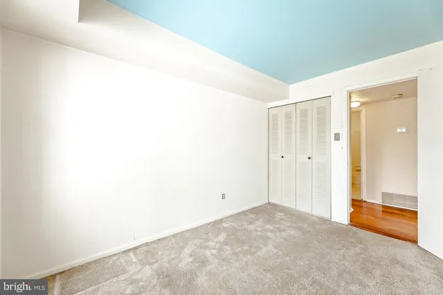 $259,000 | 504 Valley Glen Road, Elkins Park, PA 19027