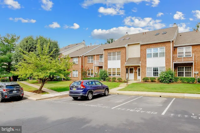 $259,000 | 504 Valley Glen Road, Elkins Park, PA 19027