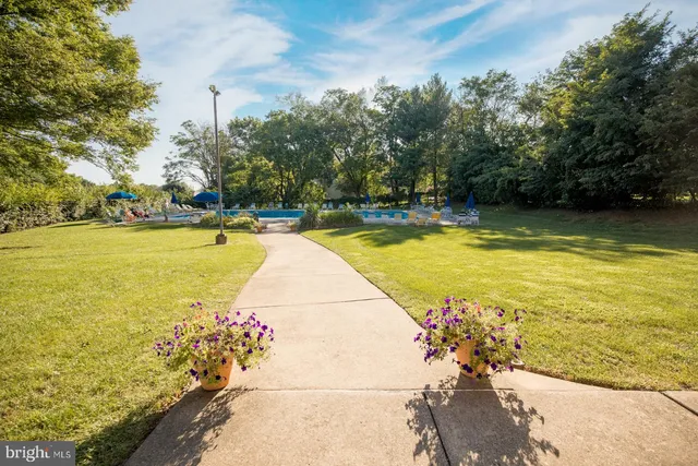 $259,000 | 504 Valley Glen Road, Elkins Park, PA 19027