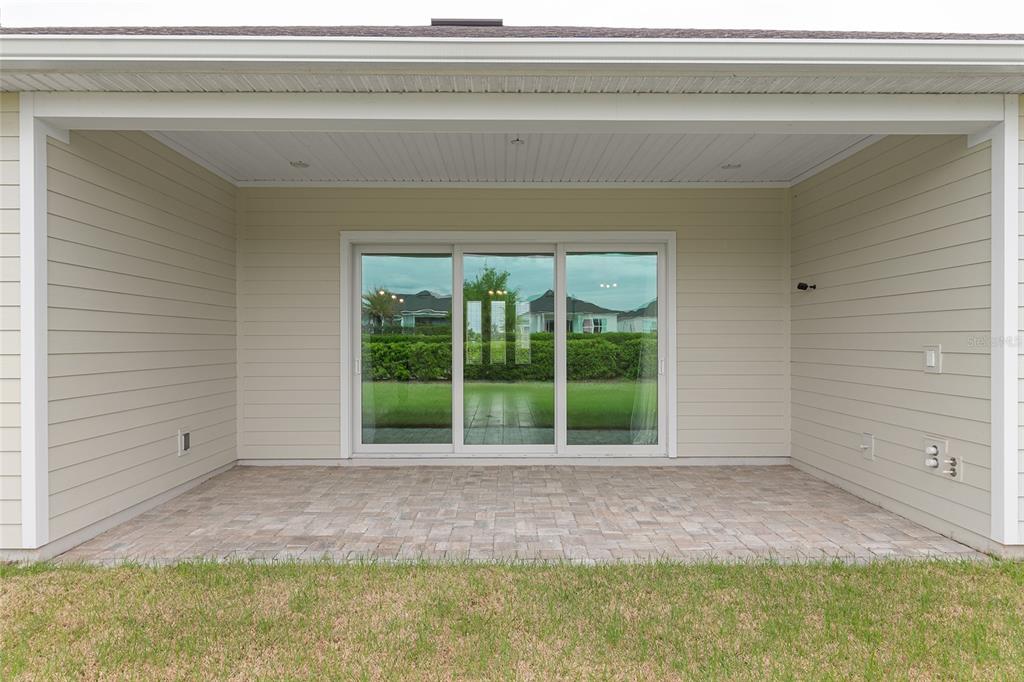 12048 Southwest 35th Place Gainesville, FL 32608 - Photo 41 of 53 a view of backyard and window