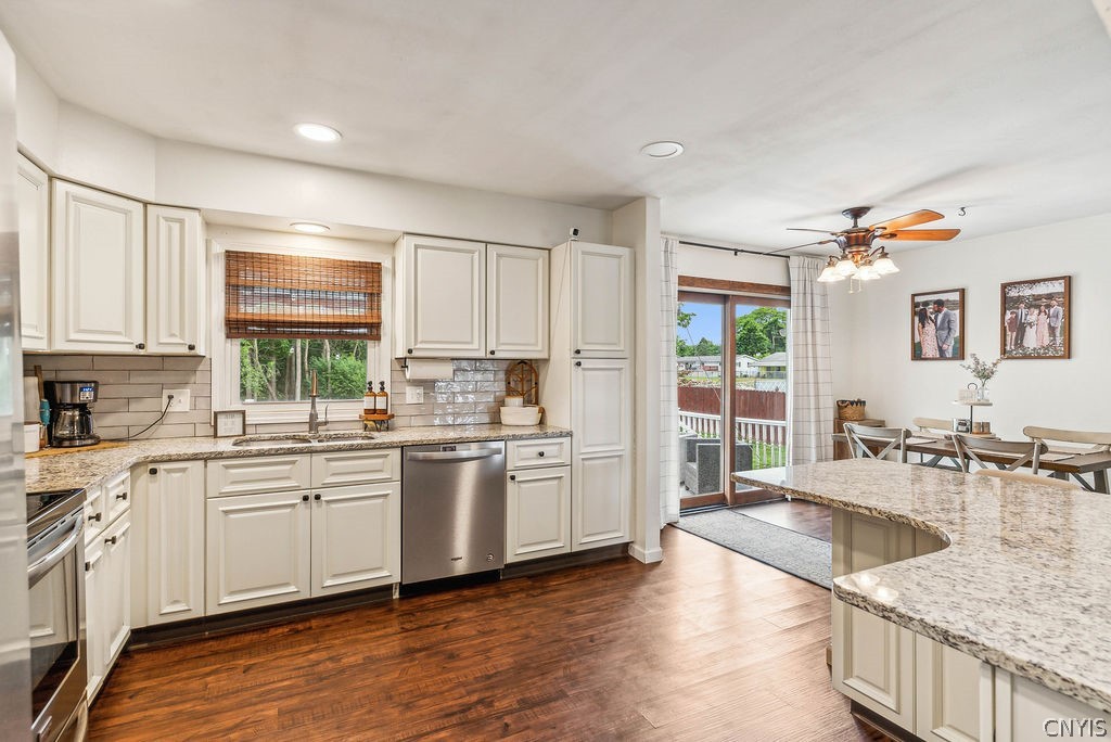 39 Metcalf Drive Auburn, NY 13021 - Photo 9 of 38