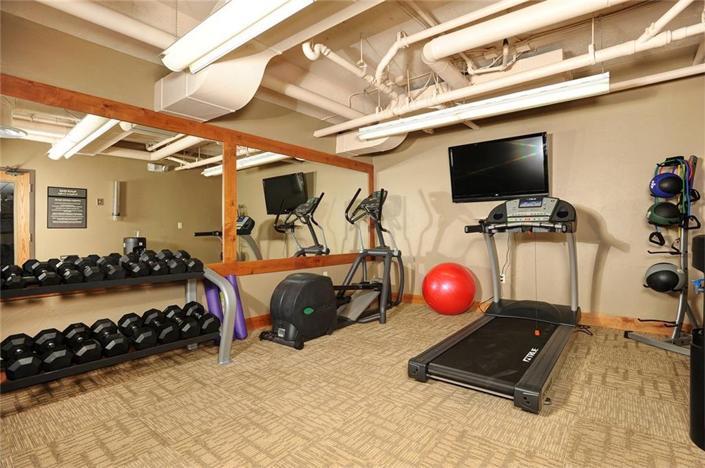 195 River Run Road, Unit 8017 Keystone, CO 80435 - Photo 30 of 32 a view of a room with gym equipment