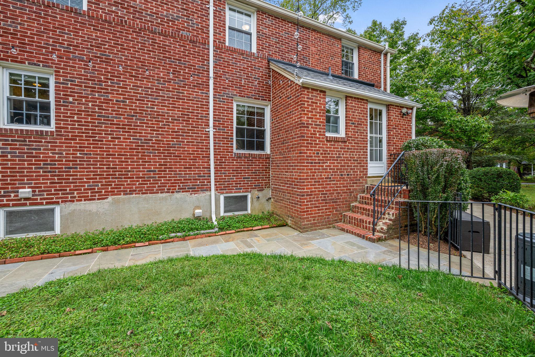 9200 Sudbury Road Silver Spring, MD 20901 - Photo 36 of 41 Backyard
