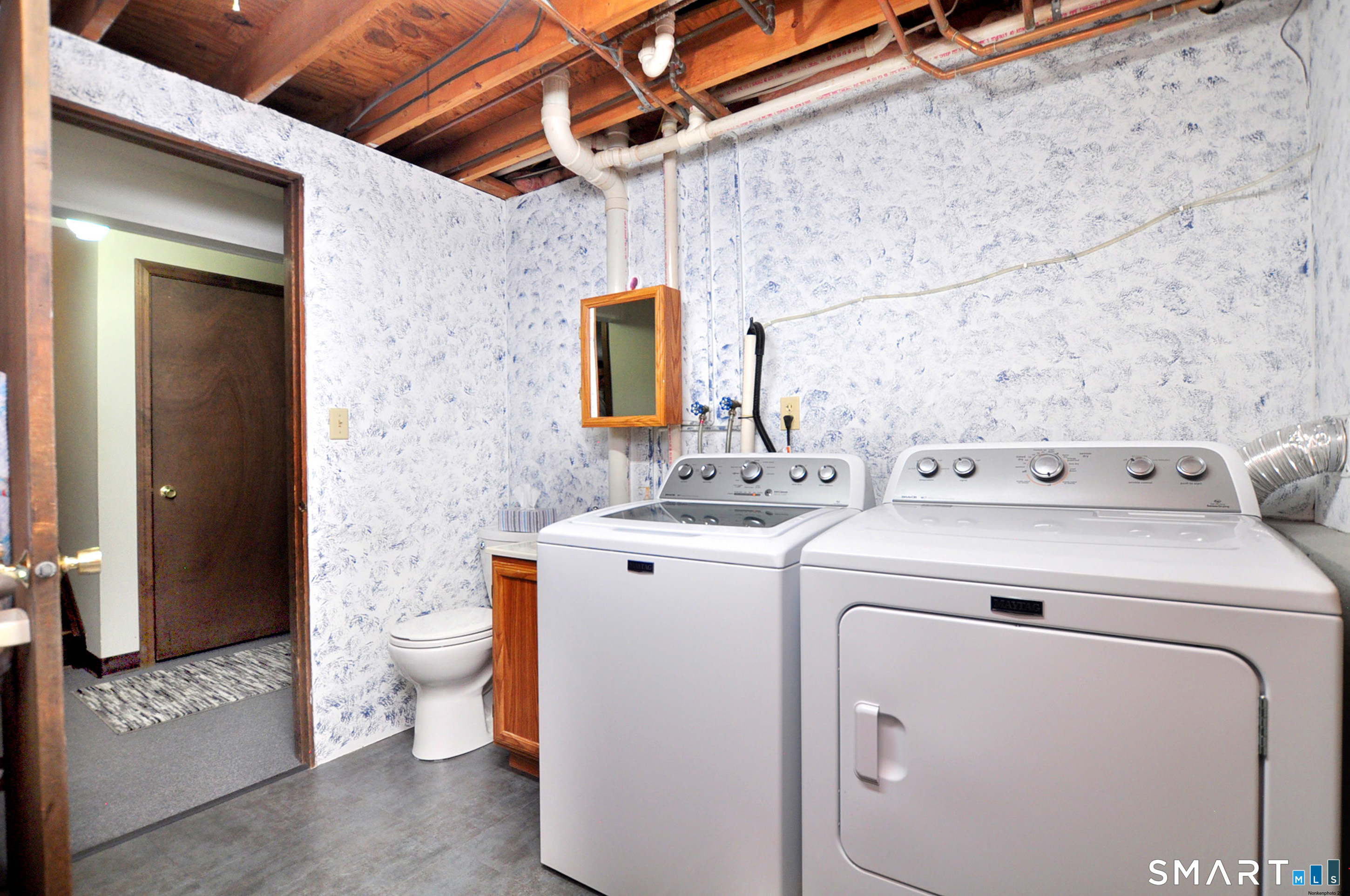 20 Lawrence Lane Torrington, CT 06790 - Photo 37 of 40 Laundry room and half bath