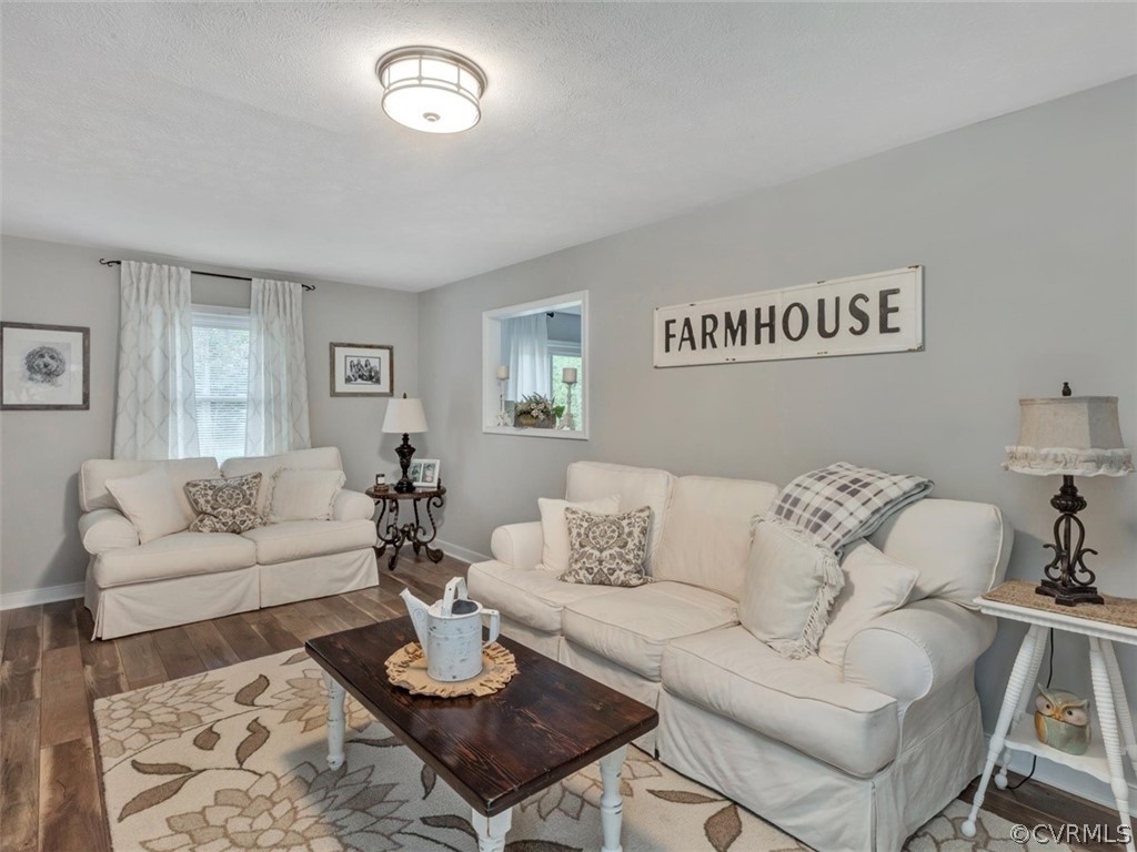 2977 Three Bridge Road Powhatan, VA 23139 - Photo 11 of 27 Gallery Image 11
