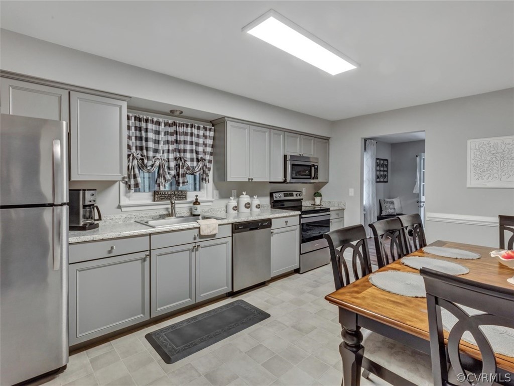2977 Three Bridge Road Powhatan, VA 23139 - Photo 7 of 27 Gallery Image 7