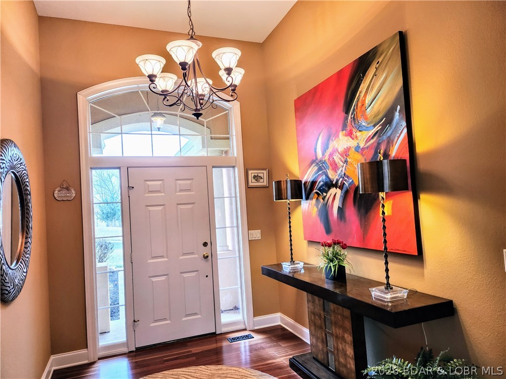 70 Via Da Contro Sunrise Beach, MO 65079 - Photo 2 of 6 Enjoy exquisite Furnishings & Decor