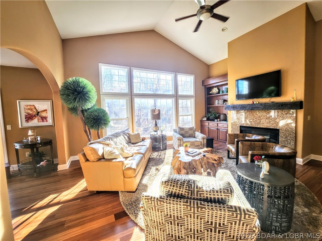 70 Via Da Contro Sunrise Beach, MO 65079 - Photo 3 of 32 Upon entering....