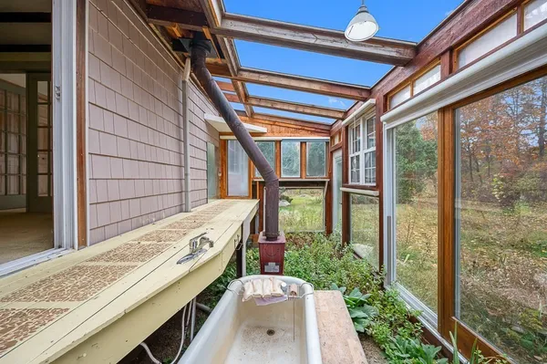 $579,000 | 231 Chamberlain Hill Road, Barre, MA 01005