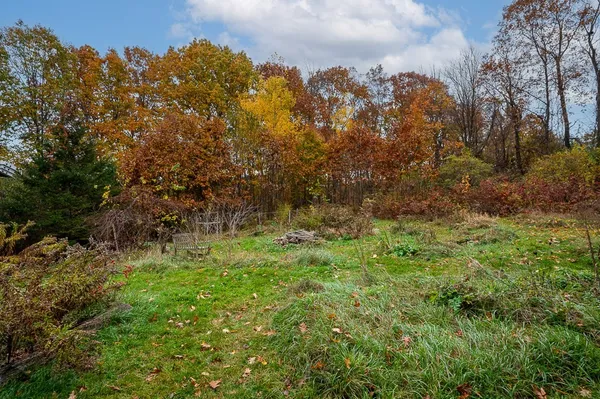 $579,000 | 231 Chamberlain Hill Road, Barre, MA 01005