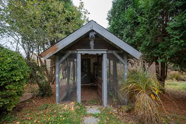 $579,000 | 231 Chamberlain Hill Road, Barre, MA 01005