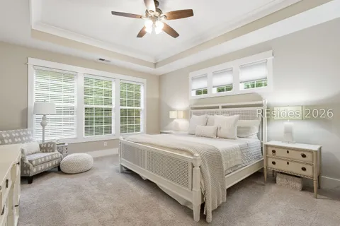 $949,900 | 8 Dove Tree Lane, Bluffton, SC 29910