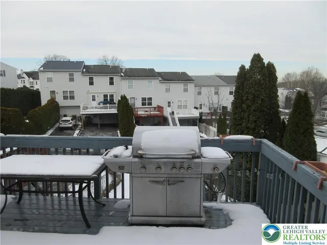 $297,000 | 1289 Forest Road, Whitehall, PA 18052