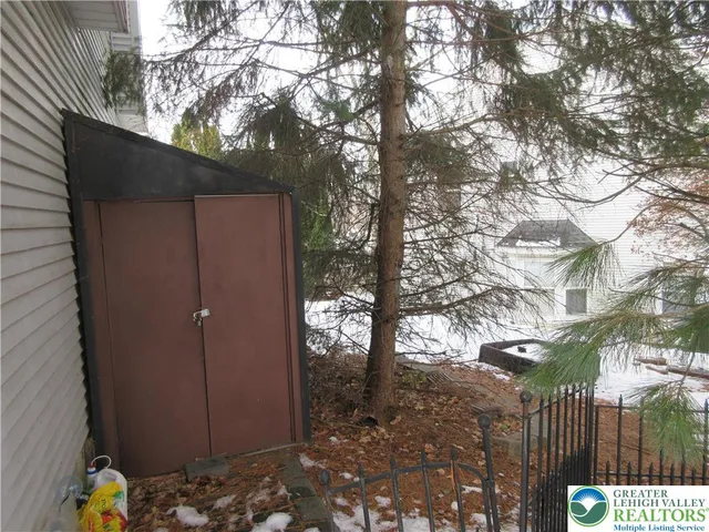 $297,000 | 1289 Forest Road, Whitehall, PA 18052