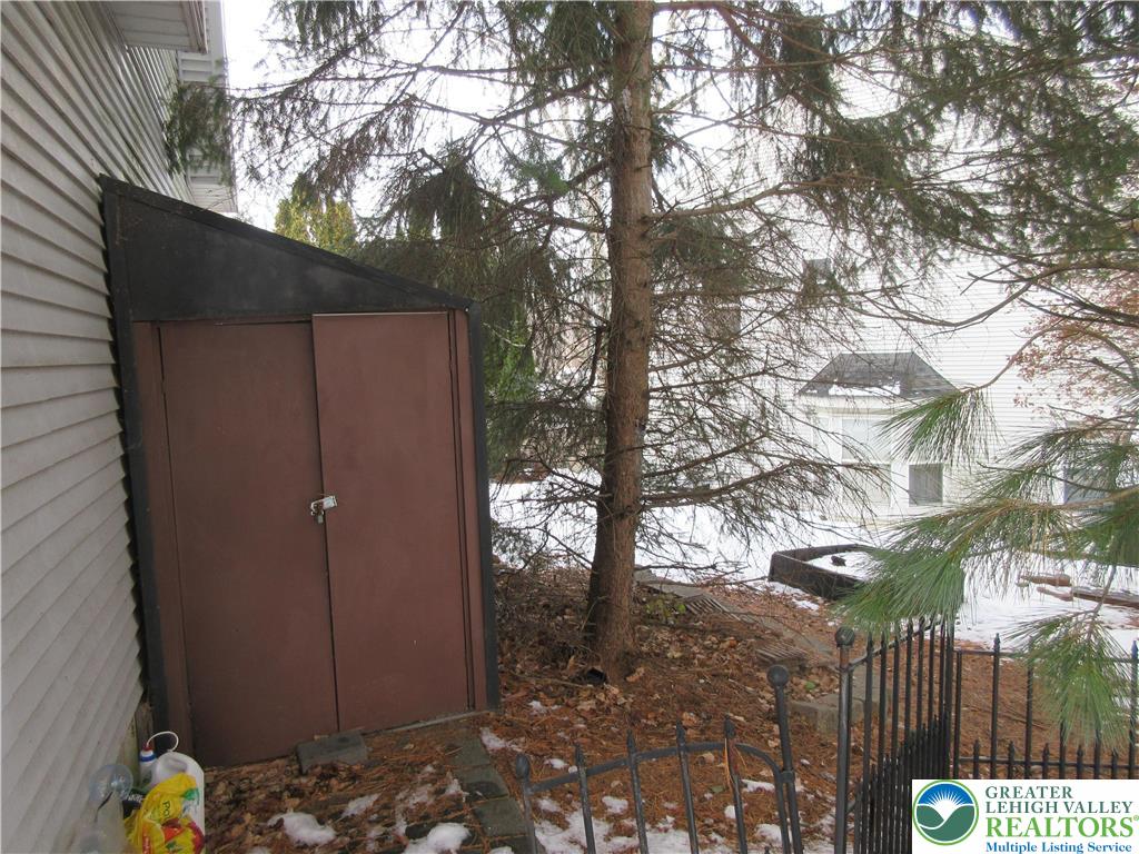 1289 Forest Road Whitehall, PA 18052 - Photo 5 of 23 Shed