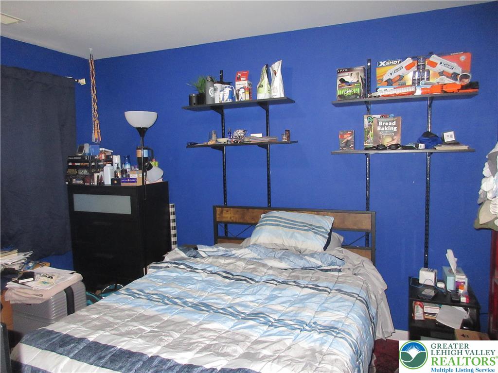 1289 Forest Road Whitehall, PA 18052 - Photo 9 of 23 First floor office/bedroom