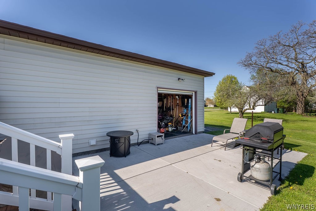 3889 Slusaric Road Wheatfield, NY 14120 - Photo 39 of 50
